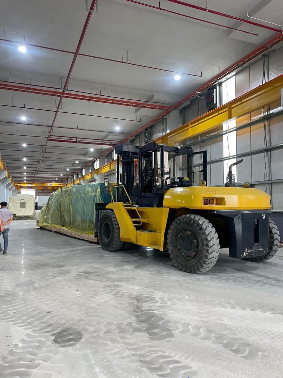 dịch vụ nâng hạ máy móc